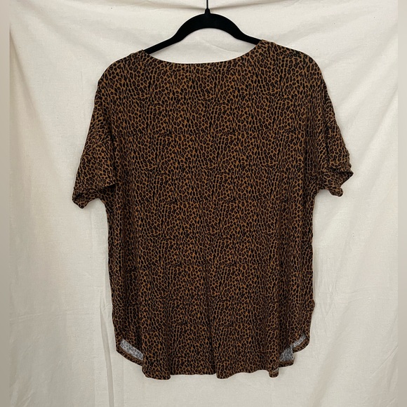 H by Bordeaux Leopard Print Shirt size XL - Picture 2 of 7